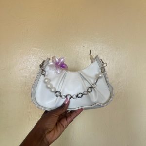 White shoulder bag