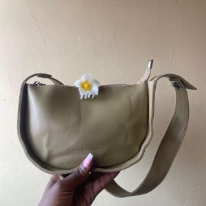 Olive Bloom Mini Baguette